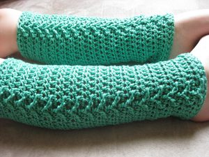 Girl's legs in Green Crochet Legwarmers