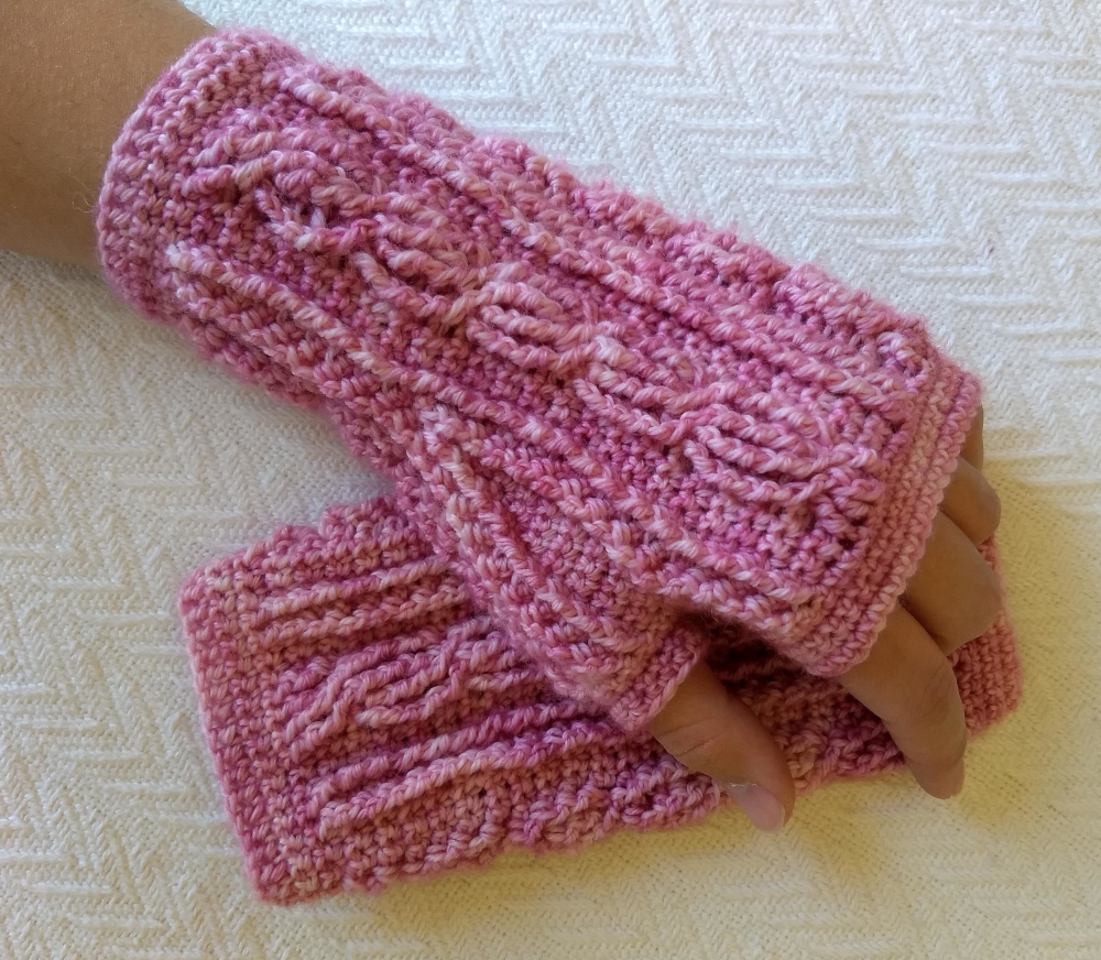 Oliver Fingerless Gloves - Kickin Crochet