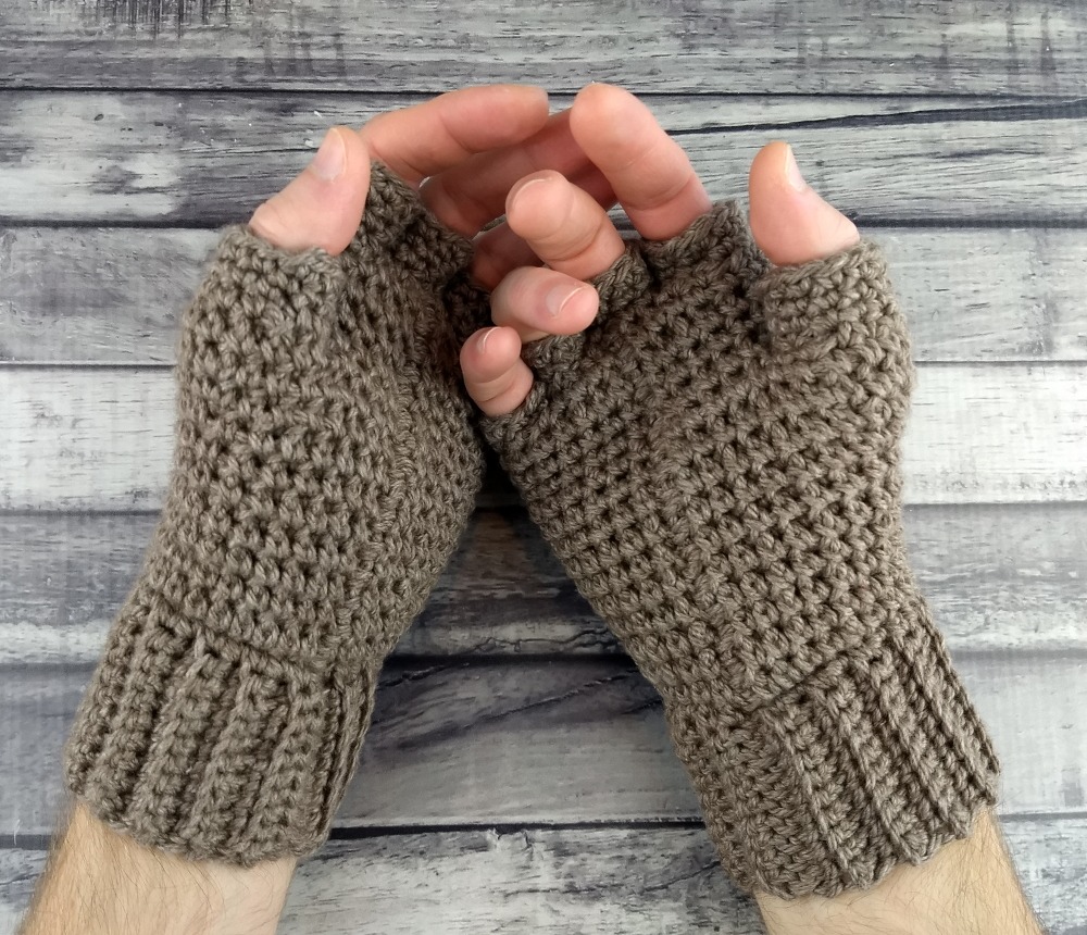 Mens fingerless hot sale gloves