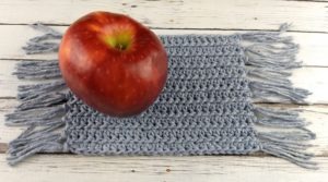 Free Crochet Pattern with video tutorial - halfway slippy mug rug